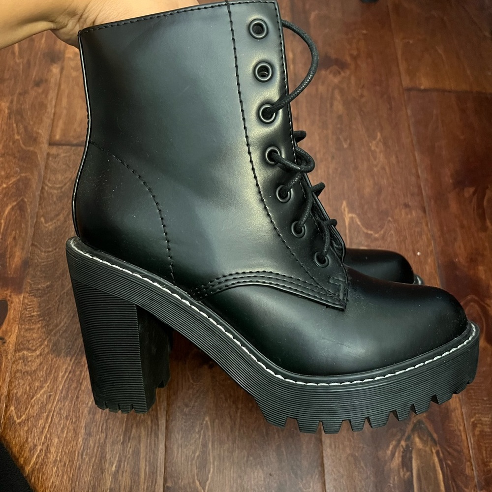 Madden Girl Boots